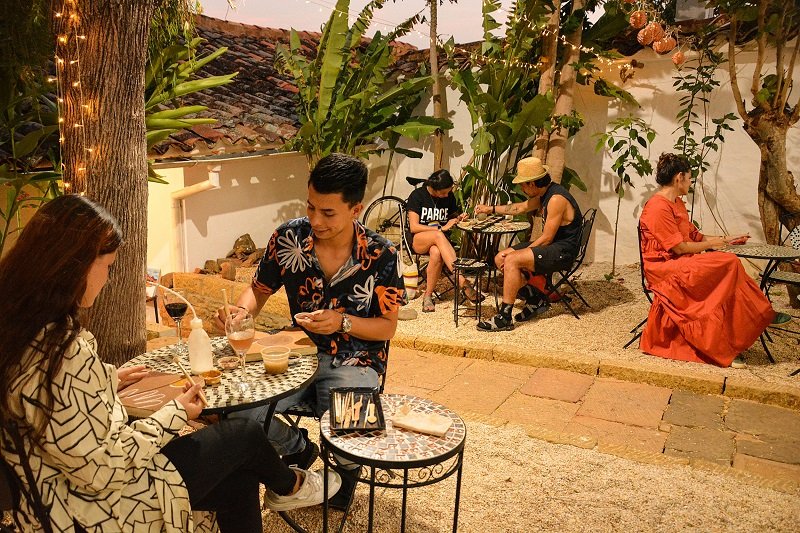 Experiencias en De la tierra Casa Taller: Conectando con Barichara a través de la tierra